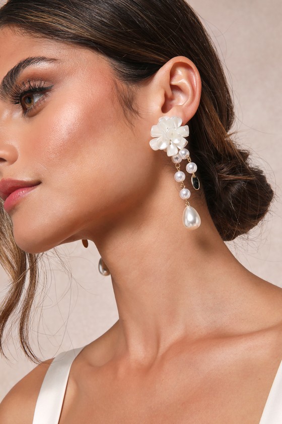 Beautiful Charm Gold and Ivory Floral Pearl Drop Earrings 2