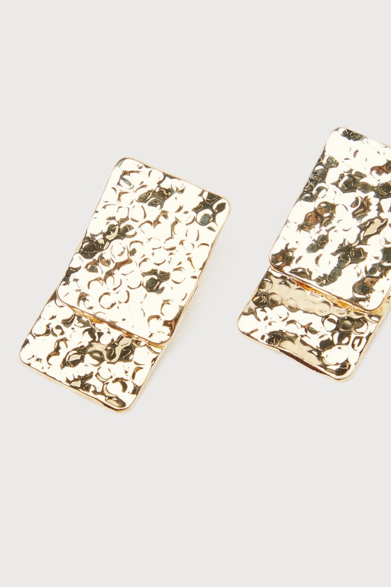 Signature Glow Gold Hammered Rectangular Earrings 4