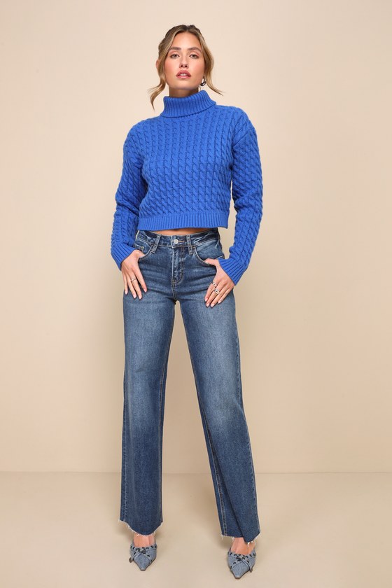 Super Snuggly Blue Cable Knit Turtleneck Cropped Sweater 3
