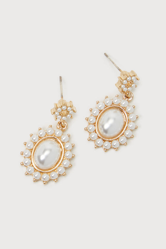 Perfectly Radiant Gold Pearl Medallion Drop Earrings 2