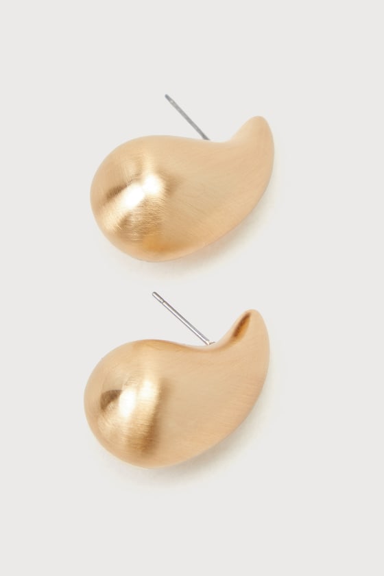 Bold Moment Gold Teardrop Earrings 4