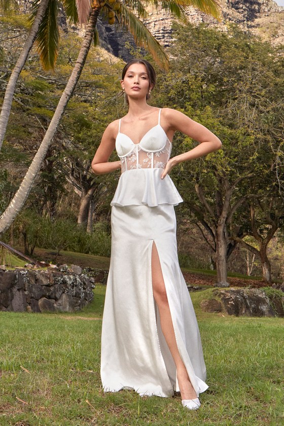 WHITE BUSTIER MAXI