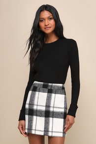 Karlee Black Ribbed Knit Long Sleeve Sweater Top 1