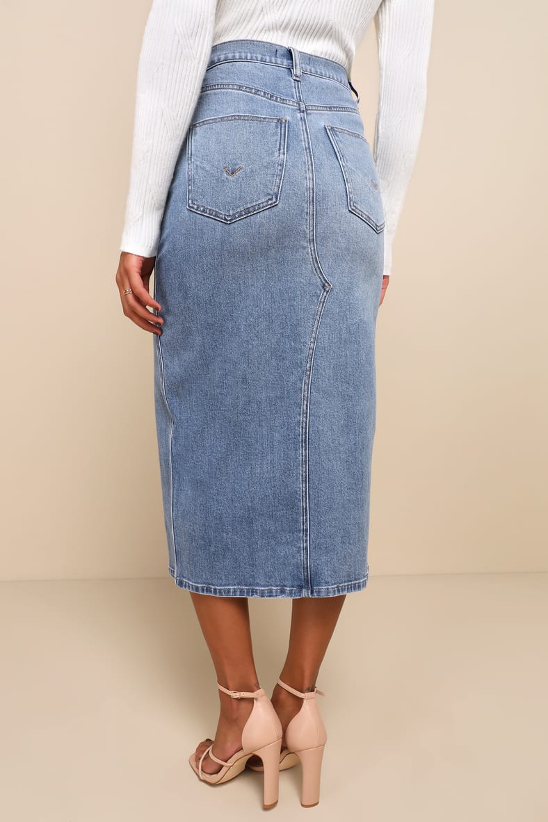 Uniquely Trendsetting Medium Wash High Rise Denim Midi Skirt