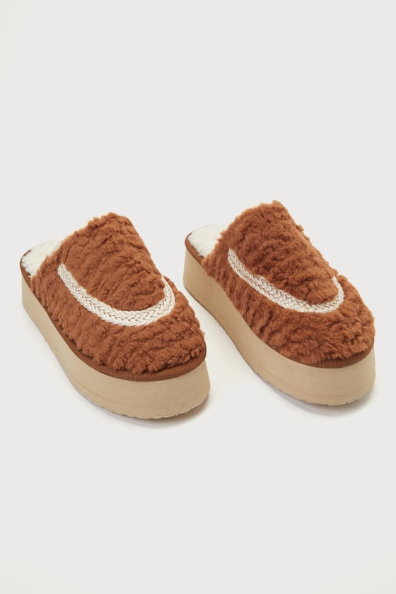 Lulus Einya Camel Faux Fur Flatform Slippers In Brown
