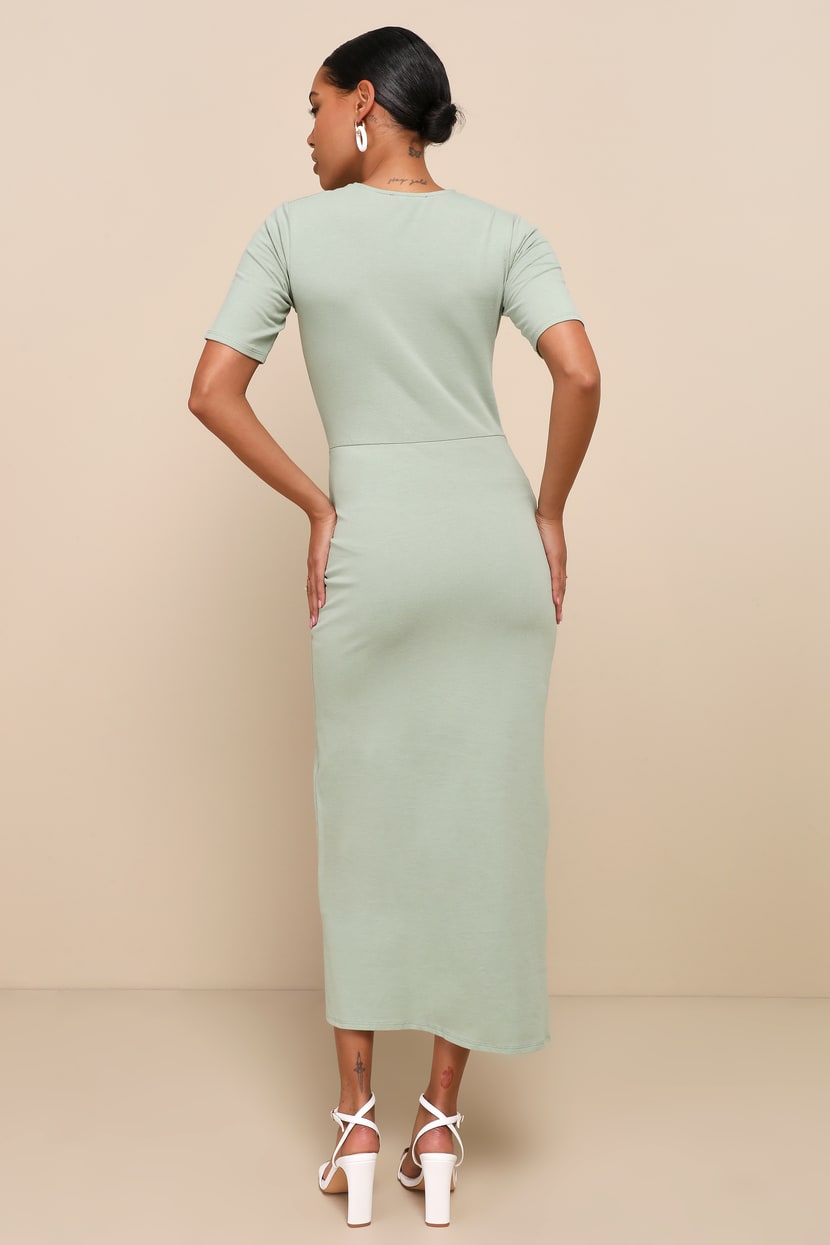 knee length dresses for ladies Green Printed Ruched Short Sleeve Midi Dress – AX Paris main image 0