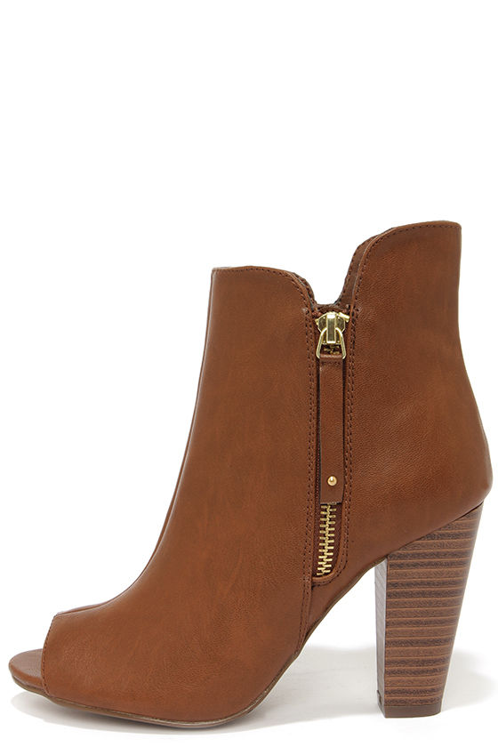 tan flat peep toe shoes