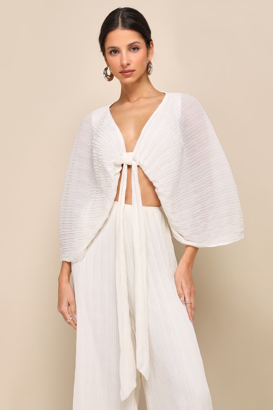 LULUS PRISTINE PRESENCE IVORY PLISSE TIE-FRONT DOLMAN SLEEVE CROP TOP