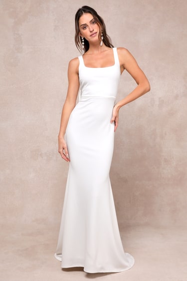 Loving Fate White Bow Square Neck Backless Maxi Dress