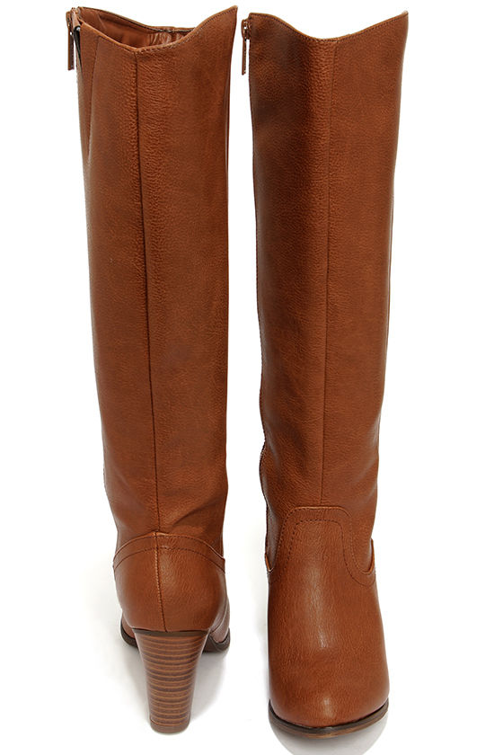 tan boots with small heel