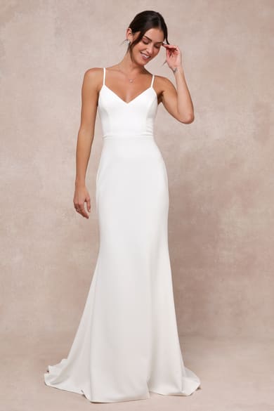 Engagement Photo Dresses | Engagement Photo Outfits for Women | Lulus