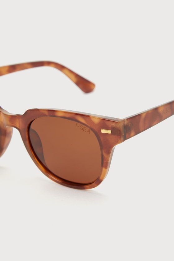Shop I-sea Lido Brown Tortoise Wayfarer Sunglasses