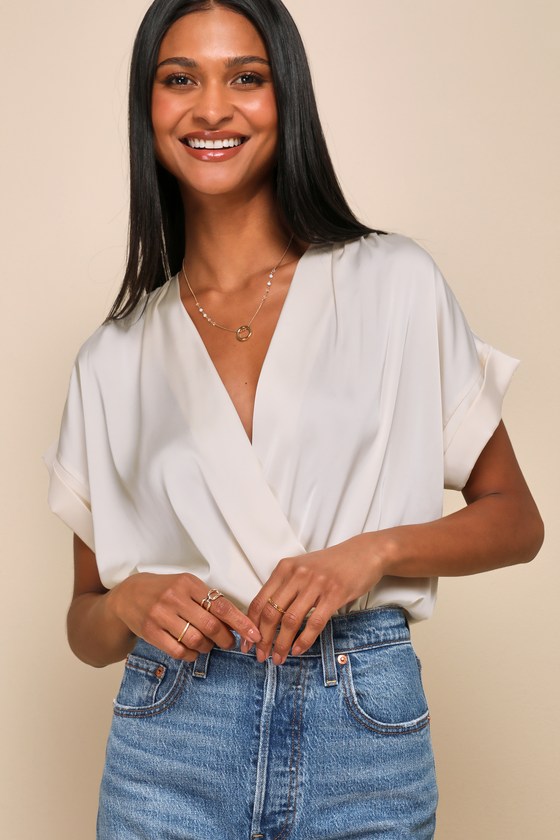 LULUS POSH PRECISION CHAMPAGNE SATIN SURPLICE SHORT SLEEVE BODYSUIT
