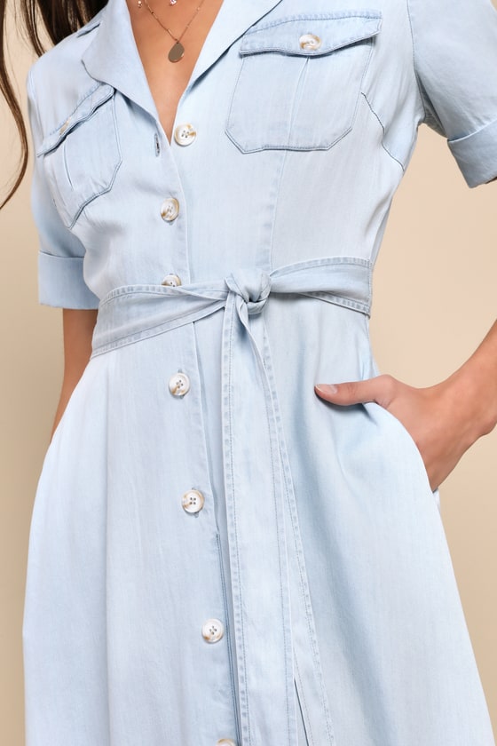 LULUS PLEASANT CUTIE BLUE CHAMBRAY COLLARED MIDI DRESS WITH POCKETS