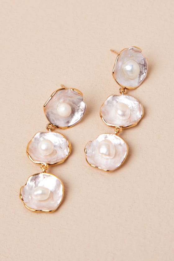 Fresh Poise 18KT Gold and Ivory Oyster Pearl Drop Earrings 2