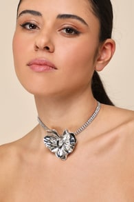 Sculptural Charm Silver Rhinestone Flower Choker Necklace