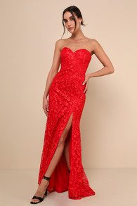 Romantic Beauty Red Floral Embroidered Strapless Maxi Dress 2