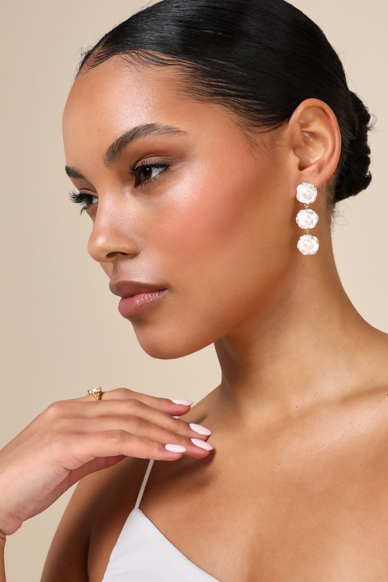 Fresh Poise 18KT Gold and Ivory Oyster Pearl Drop Earrings 1
