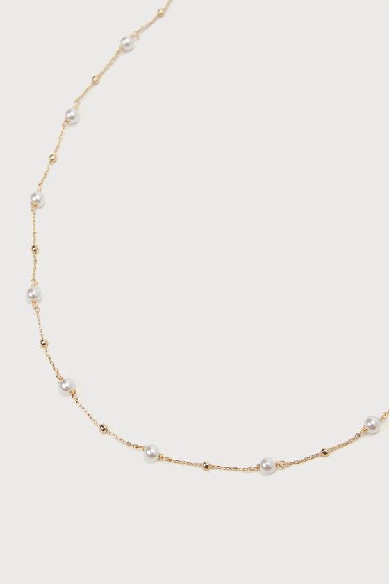 Confident Glow 14KT Gold Pearl Necklace - thumbnail 3