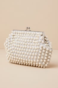 Brilliant Energy White and Silver Pearl Beaded Clutch 1