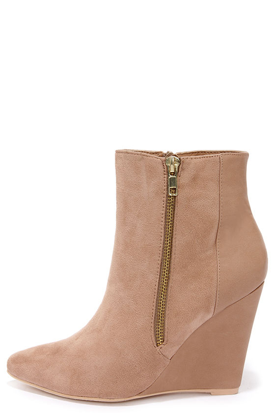 anastasia booties beige