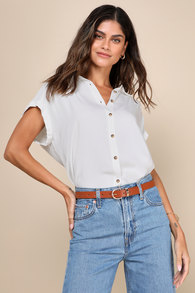 Exceptional Simplicity White Short Sleeve Button-Up Top