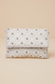 Sparkly Passion Silver Rhinestone Pearl Clutch 2