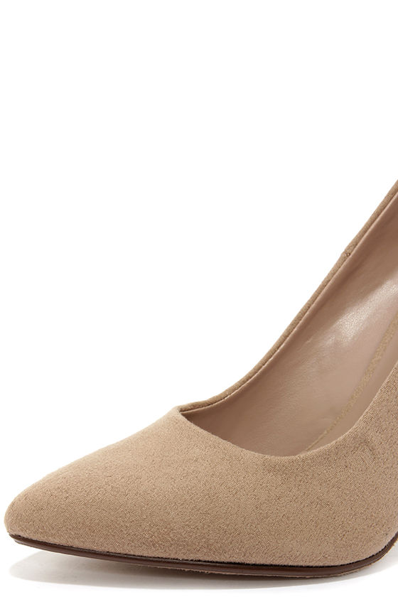 pumps taupe