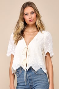 Vintage Aesthetic Ivory Embroidered Tie-Front Fringe Hem Top 4