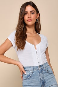 Memorable Crush Ivory Ribbed Short Sleeve Button-Front Crop Top