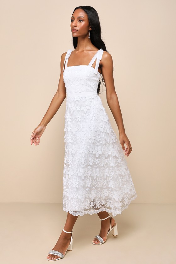 White Strappy Emboidered Light Dress main image 1