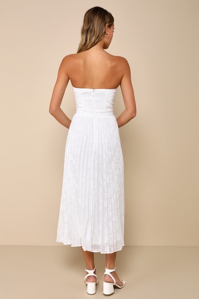 green emerald velvet dress Rove Lightweight Cotton Tiered Dress - White, L main image 0