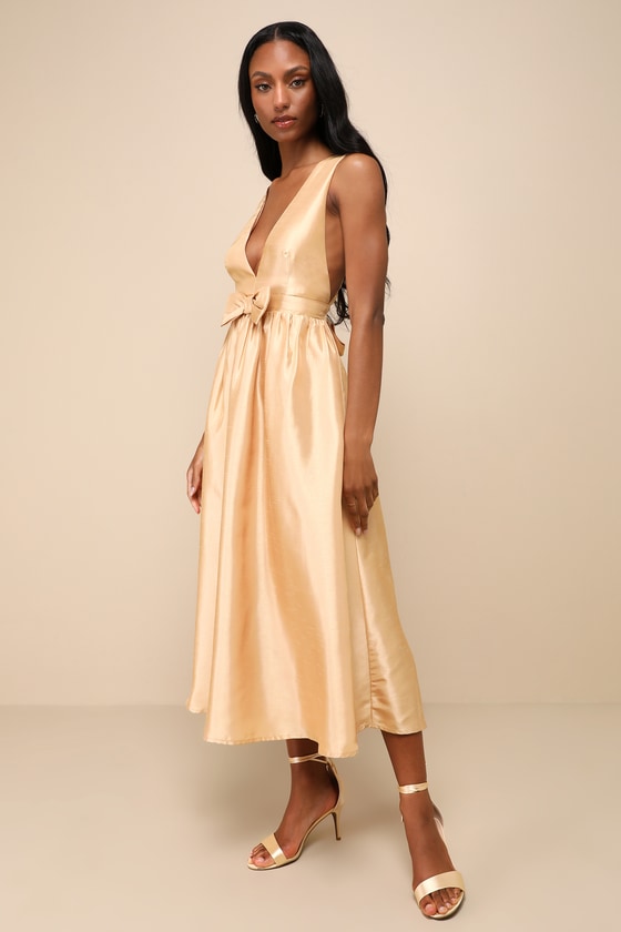 Elegant Destiny Gold Sleeveless Bow Midi Dress 7