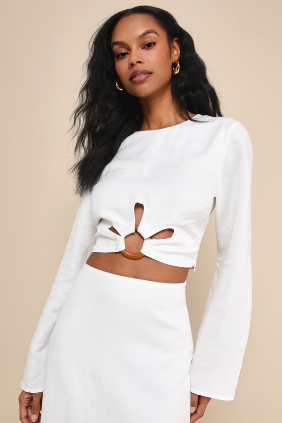 Lulus Effortless Vacay White Linen Long Sleeve Cropped O-ring Top In White