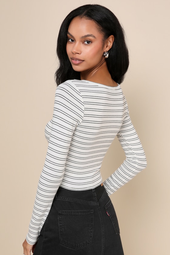 Charming Lifestyle Ivory and Black Striped Long Sleeve Crop Top 3