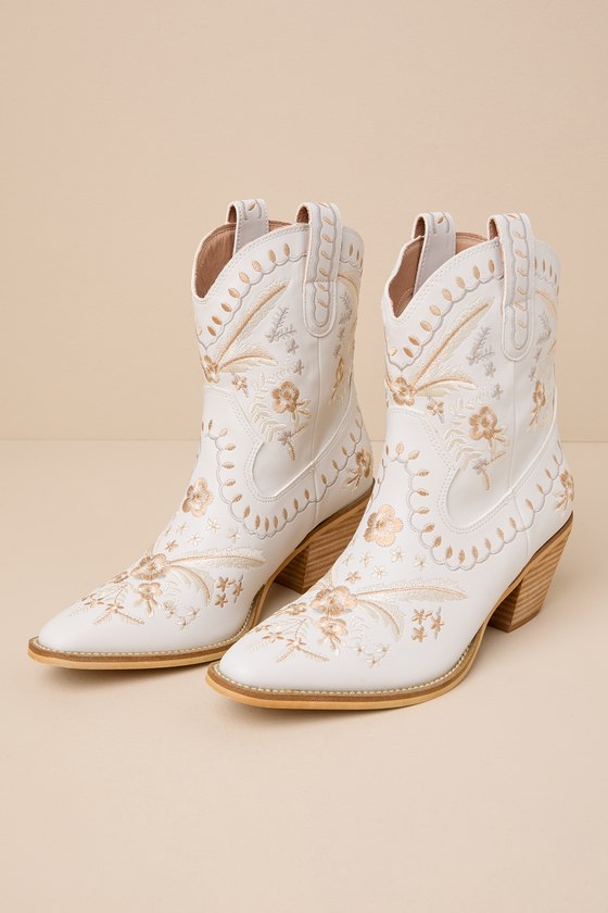 Edeline White Embroidered Pointed-Toe Western Ankle Boots 1