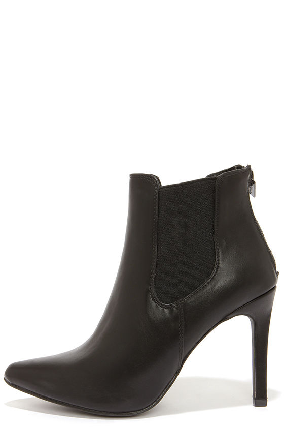 pointed black bootie