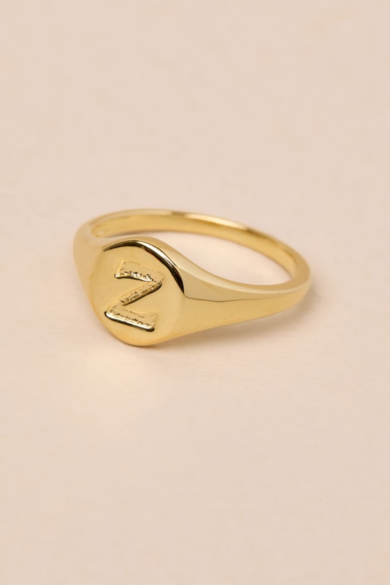 Luv AJ Oval Signet Ring - 14kt Gold Initial Ring - Z Initial Ring