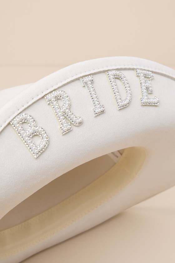 Last Rodeo White Bride Patch Rhinestone Pearl Cowboy Hat - thumbnail 3