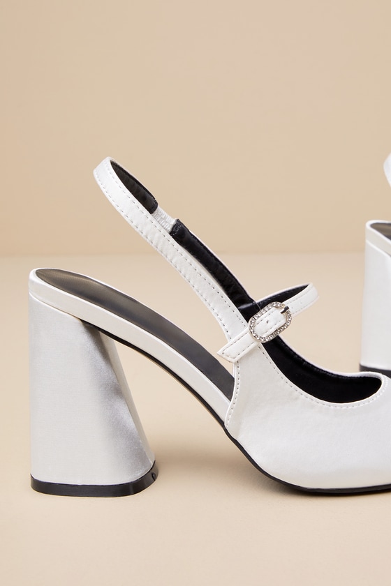 ★SUECOMMA BONNIE★ Polygon sling back shoeswhite DG2DS25004 White Satin Pumps - White Slingback Pumps - Pointed-Toe