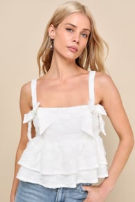 Luxe Charisma White Textured Tiered Cropped Sleeveless Bow Top