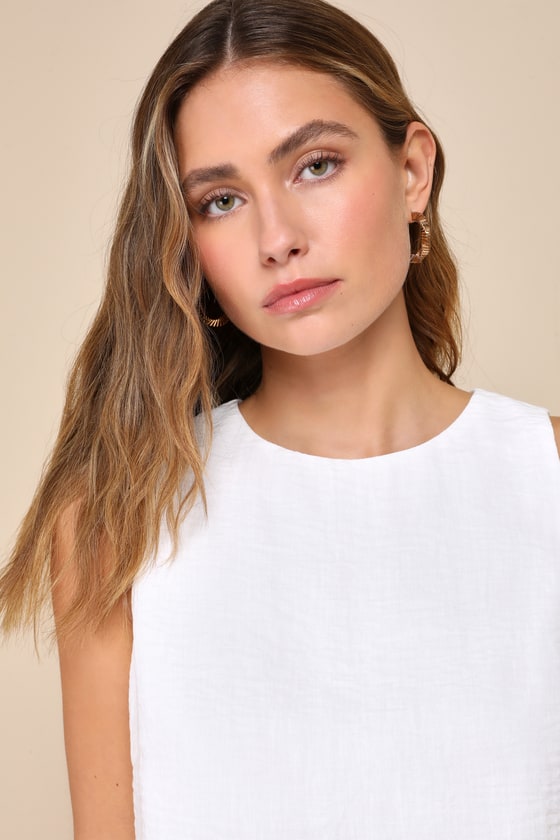 Lulus Pleasant Poise White Sleeveless Cropped Tank Top In White