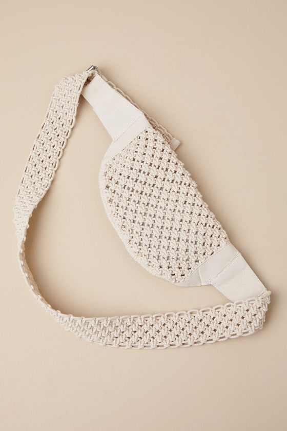 LULUS ADVENTUROUS SPIRIT IVORY MACRAME BELT BAG