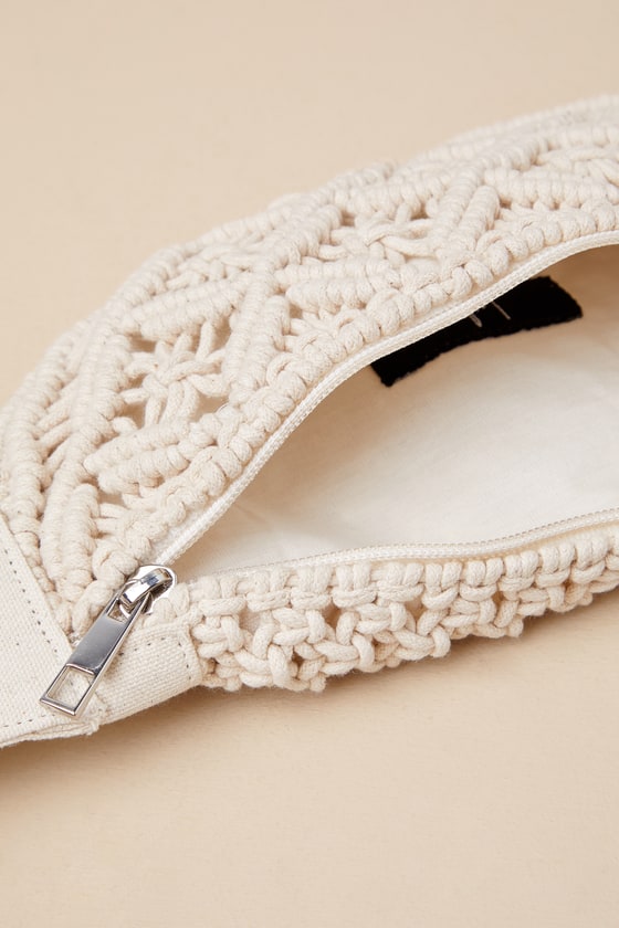 LULUS ADVENTUROUS SPIRIT IVORY MACRAME BELT BAG