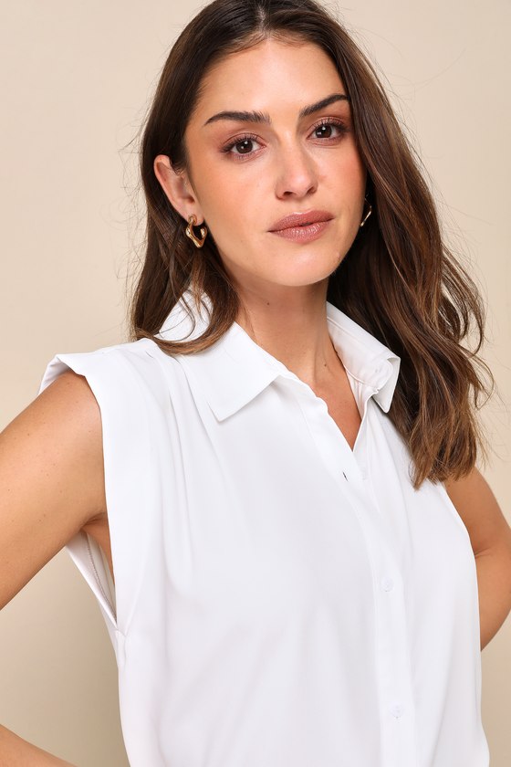 LULUS CHIC CANDIDATE WHITE COLLARED SLEEVELESS BUTTON-UP TOP
