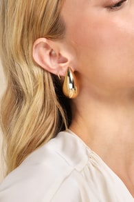 Bold Expression Gold Chunky Teardrop Statement Earrings