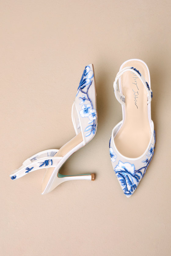BETSEY JOHNSON SB-PATCH BLUE FLORAL EMBROIDERED SATIN POINTED-TOE PUMPS