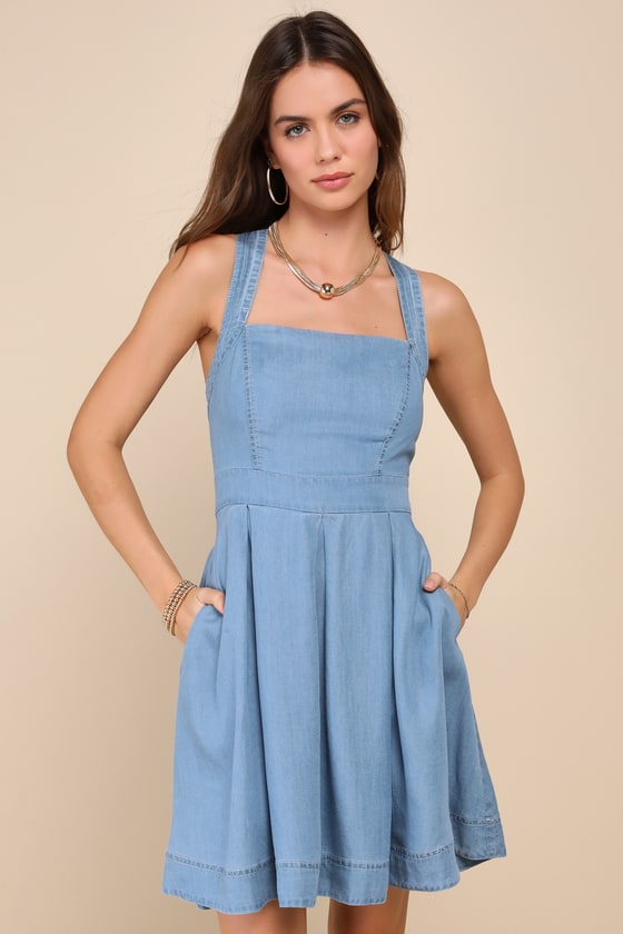 Blue Chambray Dress - Mini Dress With Pockets - Pleated Dress - Lulus
