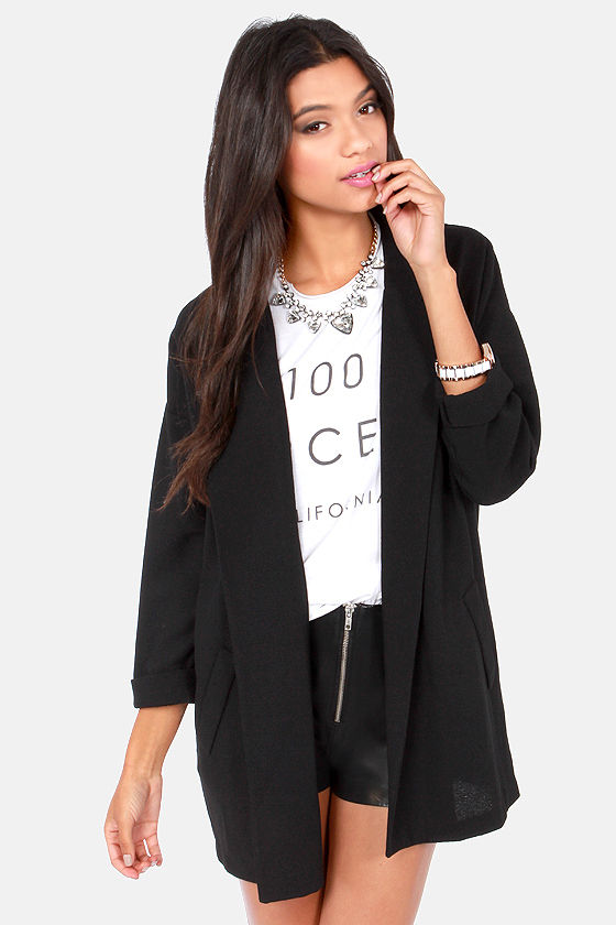 black oversized boyfriend blazer