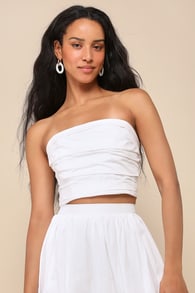 Daytime Perfection White Cotton Pleated Cropped Sleeveless Top